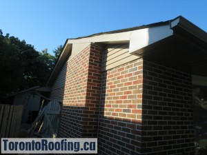 Toronto roofing eavestroughg gutters soffit fascia siding burlington oakville mississauga roof asphalt shingles