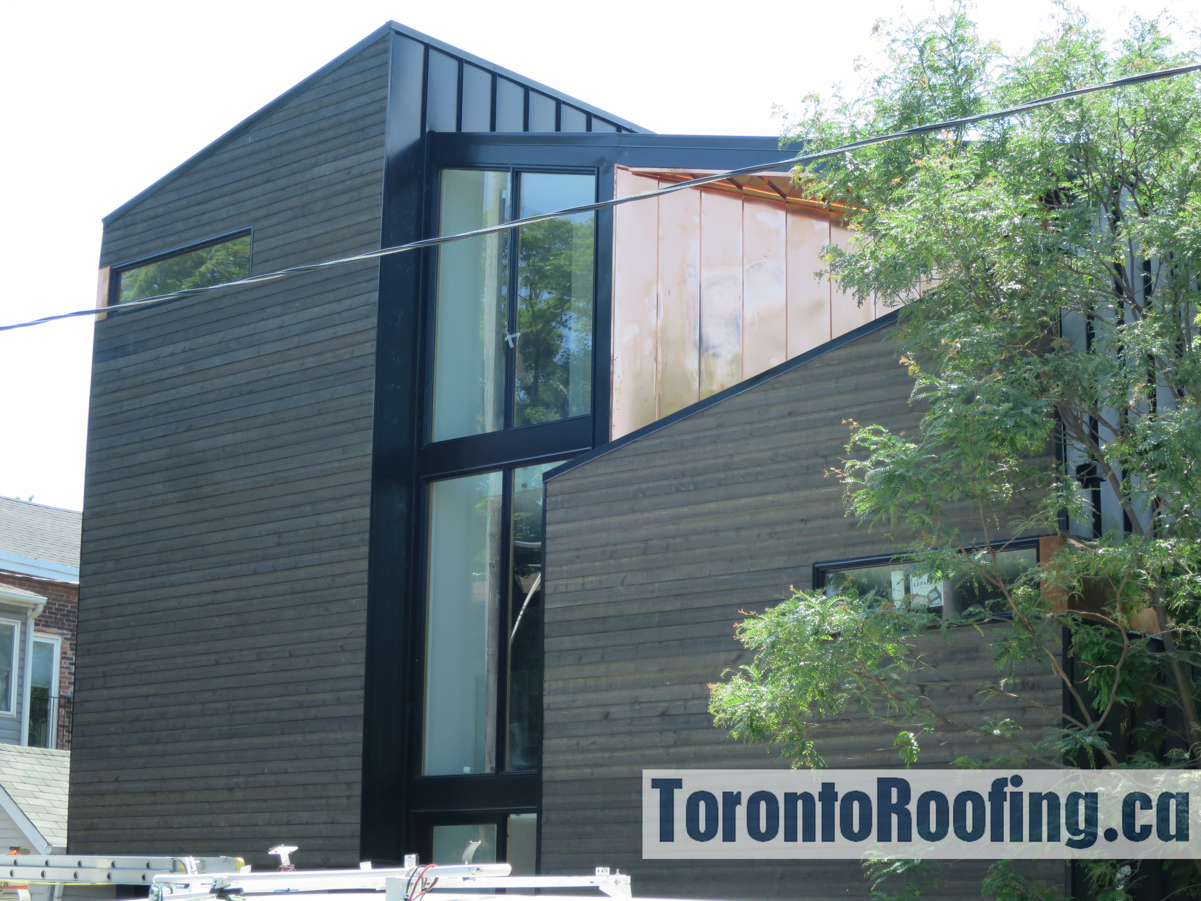 toronto-roofing-roof-siding-metal-copper-wood-modern-homes-aluminum-cladding-architeture-building-contractor-exterior-19